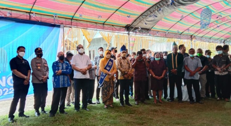 Hadiri Acara Adat Tulude dan Peresmian Jalan Desa Jiko Belanga, Bupati Sachrul Mamonto Sampaikan Ini