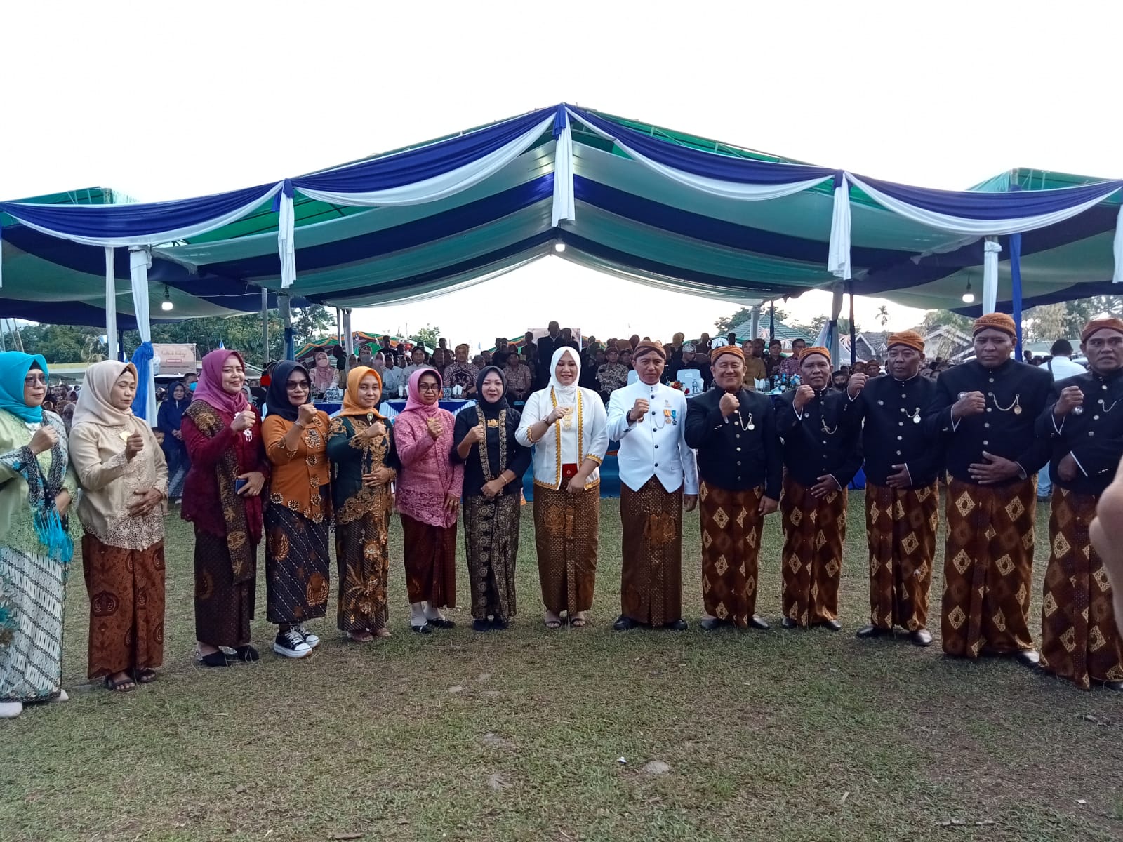 Bersama Ketua TP PKK, Bupati Sachrul Hadiri Festival Budaya Jawa