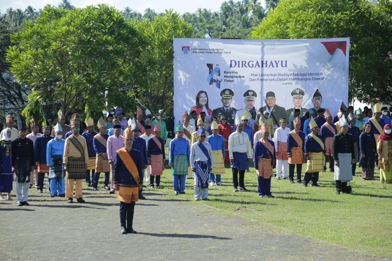 Pimpin Upacara HUT Boltim ke-14, Bupati Sachrul Ajak Masyarakat Mencintai Daerah dan Tidak Lupa Sejarah