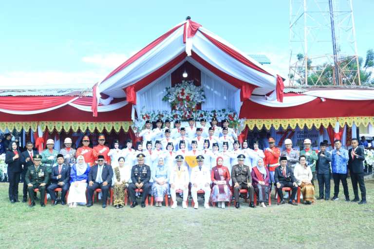 Berlangsung Khidmat, Bupati Boltim Sachrul Mamonto Inspektur Upacara pada Peringatan HUT ke-77 Kemerdekaan RI