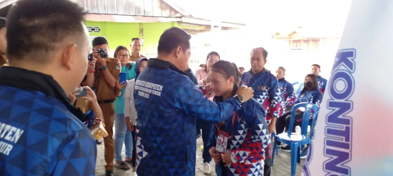 Bupati Sachrul Mamonto Lepas Kontingen Boltim untuk Porprov ke-XI Sulut
