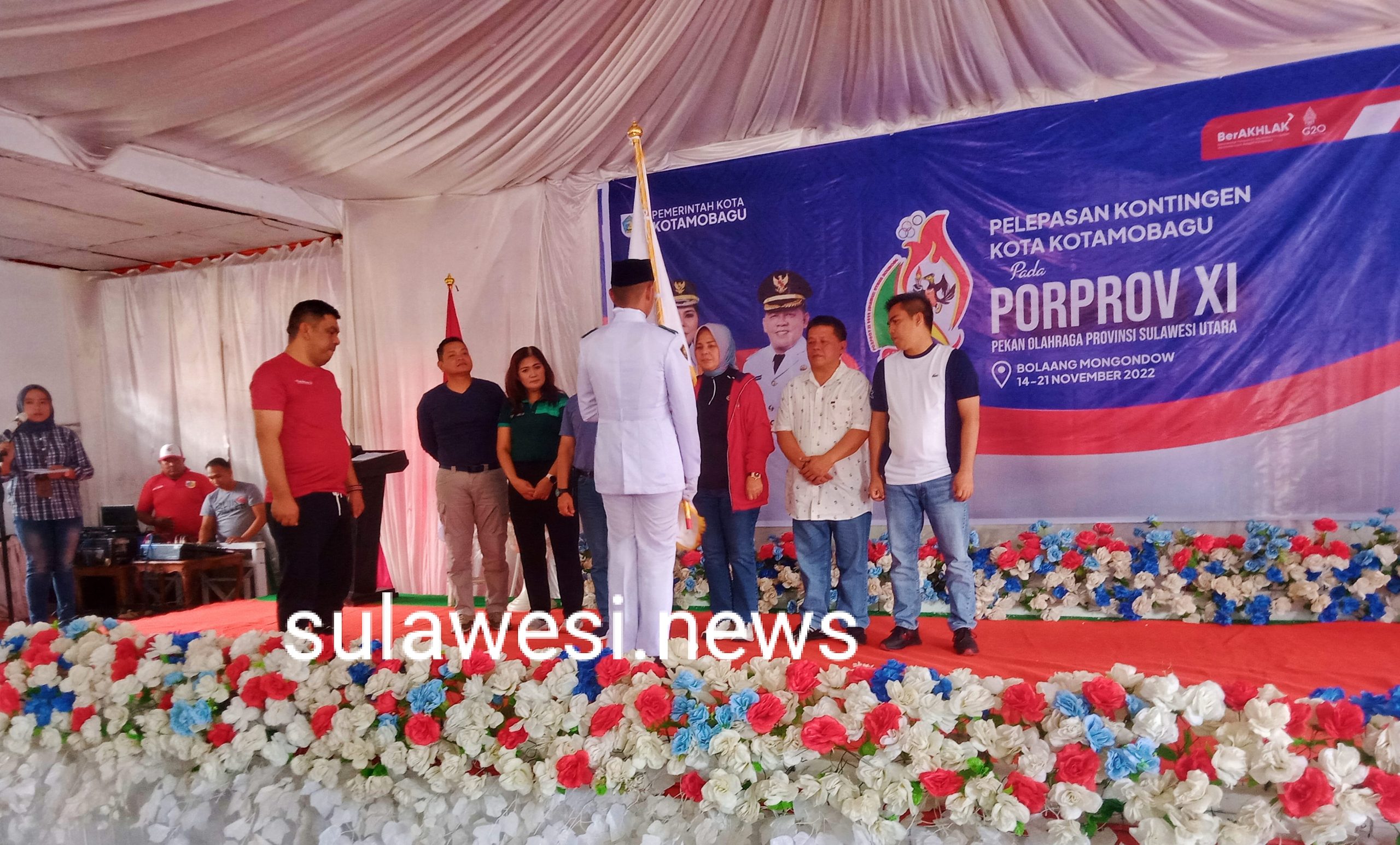 Resmi Dilepas, Ini Harapan Wali Kota dan Ketua KONI untuk Kontingen Kotamobagu Tanding di Porprov Sulut ke-XI