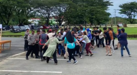 Persiapan Pengamanan Pilkada, Bawaslu Bolsel Hadiri Latihan Sispamkota yang Digelar Polres.