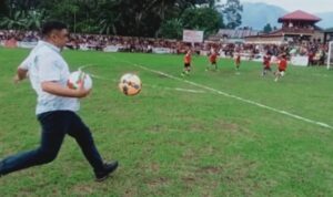 Ketua DPRD Kotamobagu Meiddy Makalalag Hadiri Final Wali Kota Cup 2024. Ketua DPRD Kotamobagu Meiddy Makalalag Hadiri Final Wali Kota Cup 2024.