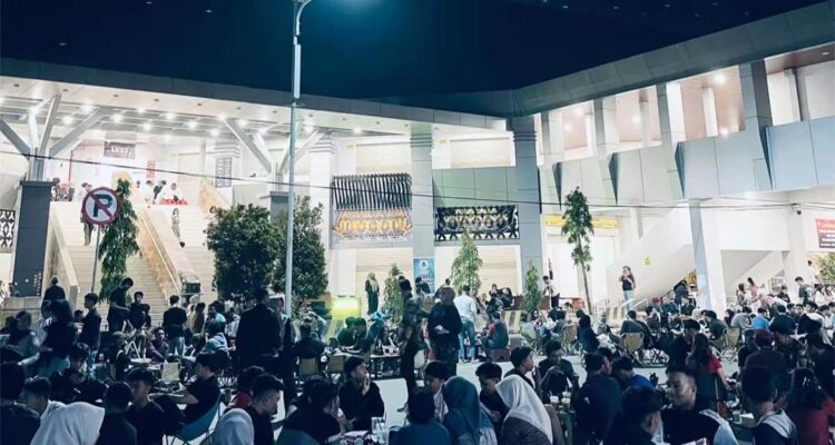 Suasana pasar sentral Gorontalo (Foto: Tangkapan layar TikTok Prolog.Coffee)